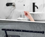 Stick&Grip – Samoprzylepny Uchwyt na Rolkę Kuchenną