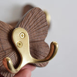 RetroButterfly Czarno-Orzechowy Wieszak Ścienny