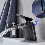 CascadeOne z efektem wodospadu