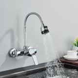 Ścienna bateria kuchenna obrotowa z elastyczną wylewką i funkcją natrysku