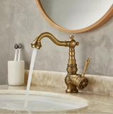 HeritageFlow – Bateria Kuchenna Retro w Kolorze Antycznego Brązu z Obrotową i Wyciąganą Wylewką