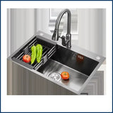 ObsidianFlow Pro – Czarny Zlewozmywak Kuchenny ze Stali Nierdzewnej 304 z Wyciąganą Baterią 360° i Wbudowanymi Akcesoriami