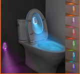GlowLoo RGB Toaleta Nocna Lampa – Czujnik Ruchu LED z 7 Kolorami i Ładowalną Baterią