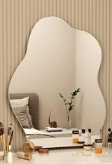 NordiGlow Nieregularne Lustro LED – Skandynawski Design