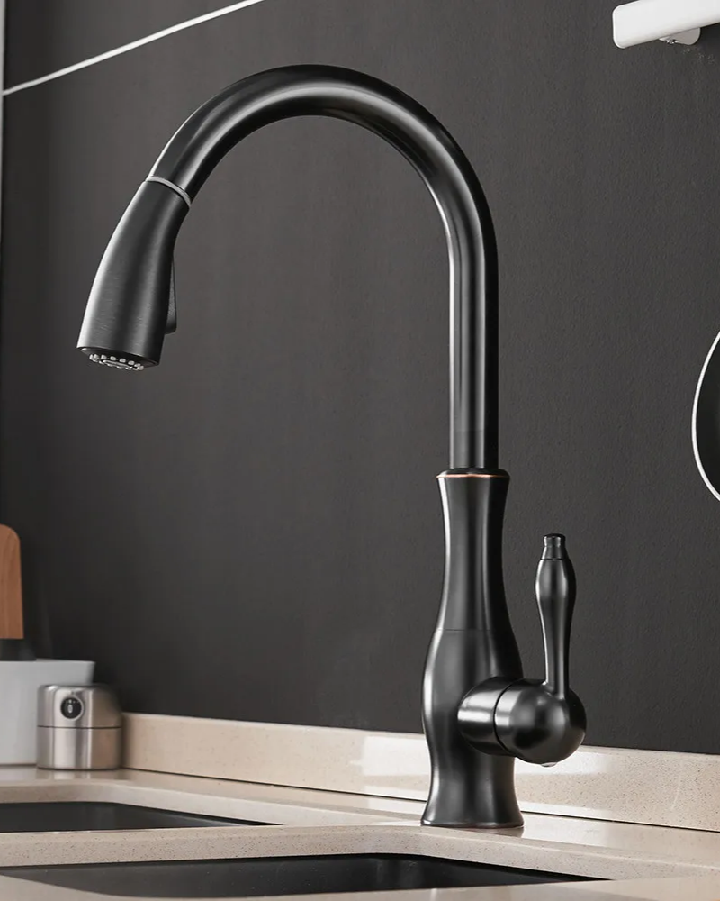 AquaFlex – Srebrna Wysuwana Kran Kuchenny z 360° Obrótną Wylewką