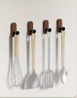 NordicWood – Samoprzylepne Drewniane Wieszaki z Orzecha Włoskiego