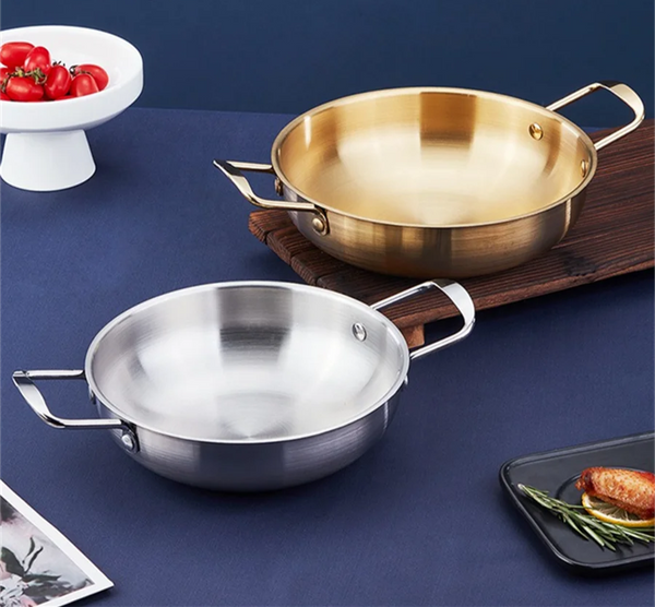 GastroPan – Nierdzewna Patelnia do Sosów i Paelli z Uchwytem