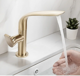 AquaLux Zlewozmywakowa Bateria – Obrotowy Luksusowy Zimno-Ciepły Kran z Obudową z Mosiądzu