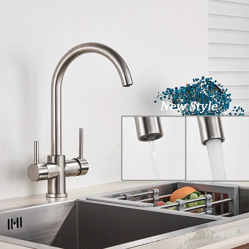 Kran kuchenny z funkcją filtrującą – Pojedyncza dźwignia | Chrom/Czarny | Ciepła i zimna woda | Montowany w blacie