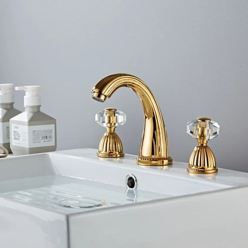 Złoty Zestaw Baterii Łazienkowych – 8-calowy Rozstaw | Podwójna Gałka | Klasyczny Design | Montaż Blatowy