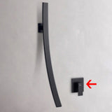 Ścienny kran łazienkowy – Ciemne wykończenie | 2 otwory | Ciepła i zimna woda | Metal