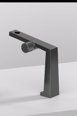 AurumFlow Luxe Różowy Złoty Kran Łazienkowy