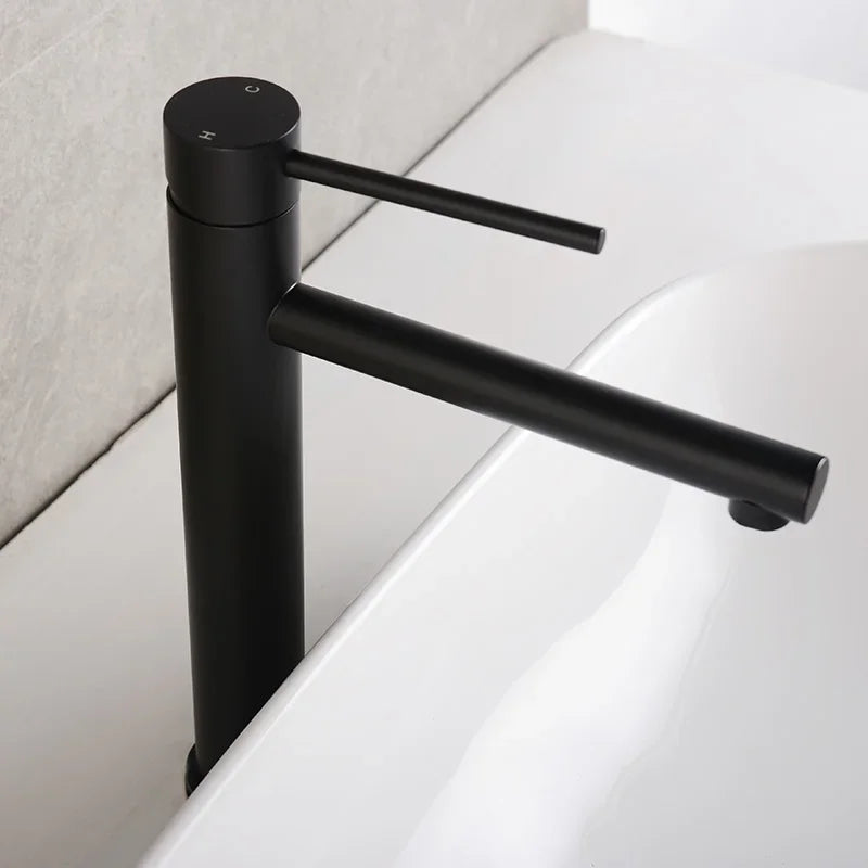 AUREGO Szlifowany Różowe Złoto Kran Łazienkowy