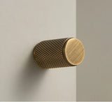 Nurlin Masywny Mosiężny Żłobiony Uchwyt T-Bar