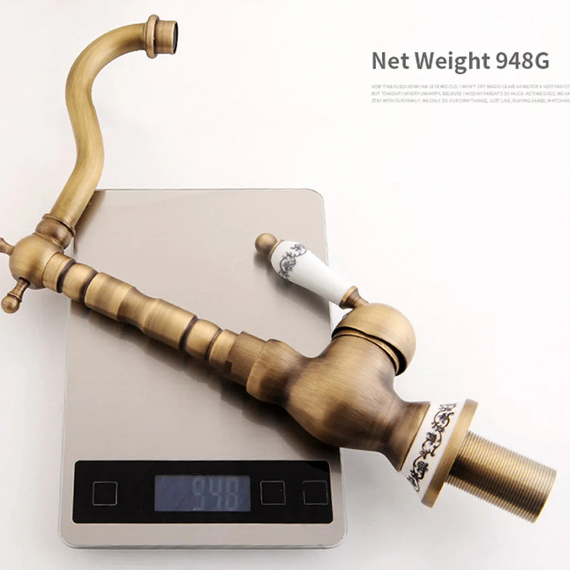 Antyczna Mosiądzowa Bateria Kuchenna z Ceramiczną Dźwignią – 360° Obrotowa | Tradycyjny Design