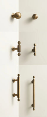 BrassElegance Mosiężny Antyczny Uchwyt T-kształtny do Szaf i Mebli