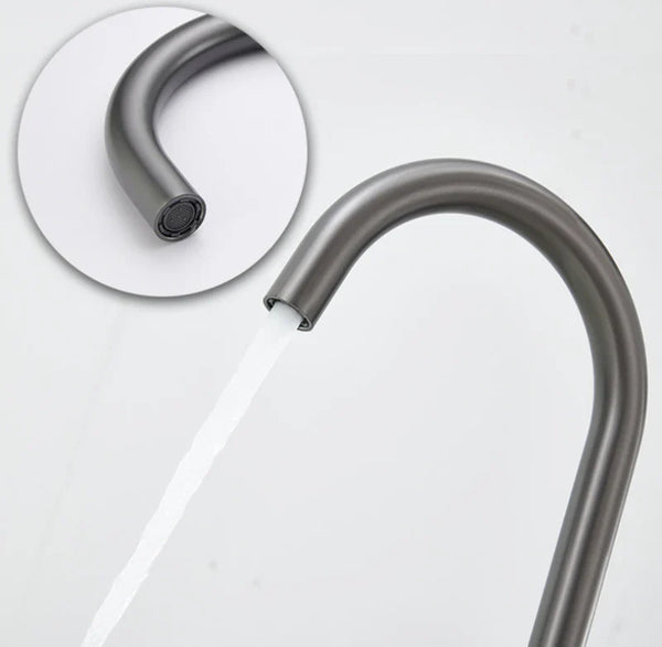 Wolnostojący bateria wannowa – jeden uchwyt | ciepła i zimna woda | montaż podłogowy | różne kolory