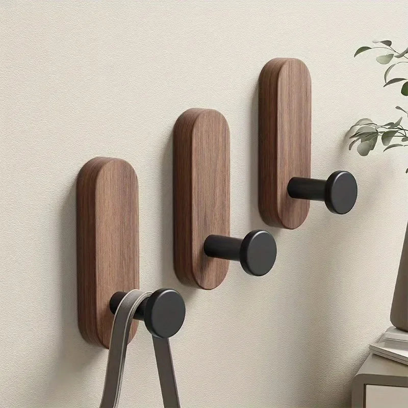 NordicWood – Samoprzylepne Drewniane Wieszaki z Orzecha Włoskiego