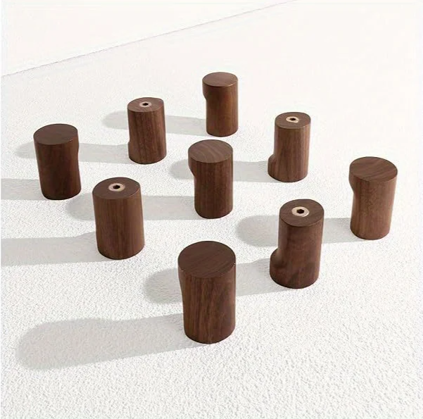 WalnutElegance Tradycyjne Ręcznie Robione Wieszaki naścienne